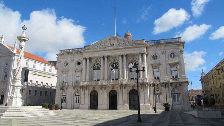 Câmara de Lisboa apresenta orçamento de 776 milhões de euros para 2017