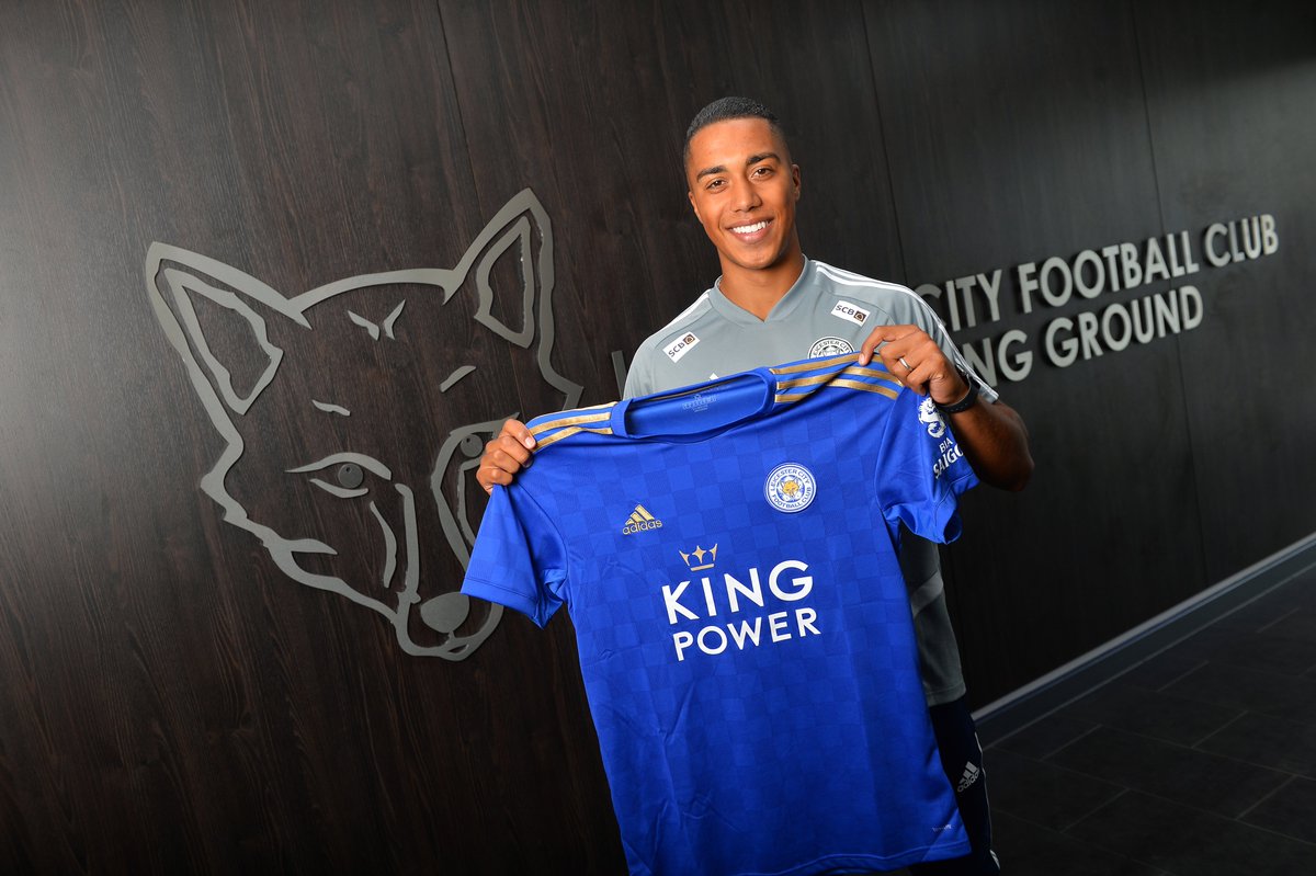 Leicester gasta verba recorde e assegura belga Youri Tielemans em definitivo