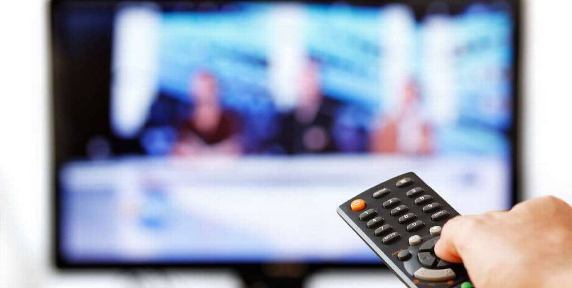 Televisão volta a ser a fonte preferencial de notícias em Portugal, revela relatório