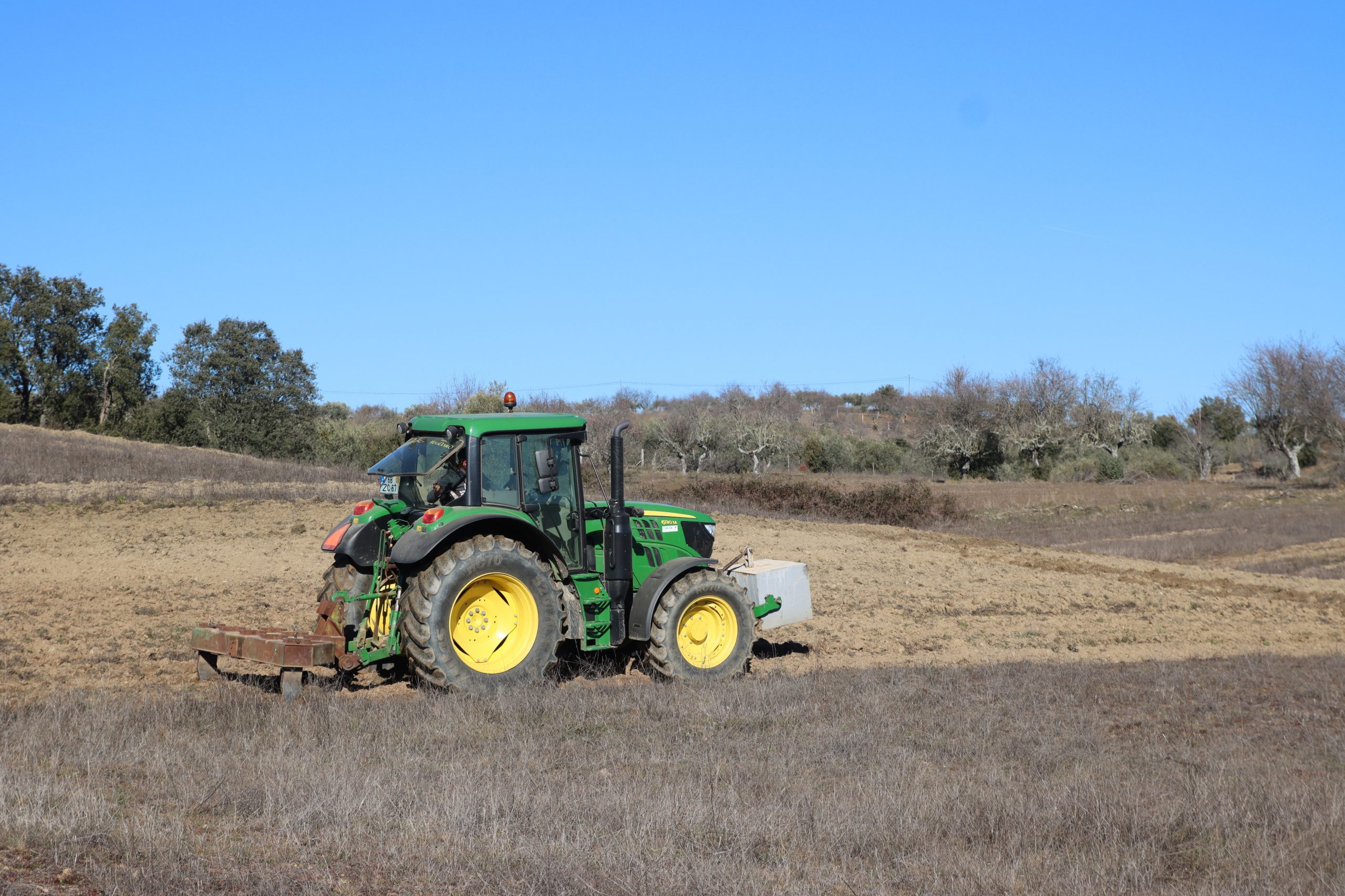 Governo anuncia “aumento brutal” nos apoios aos jovens agricultores