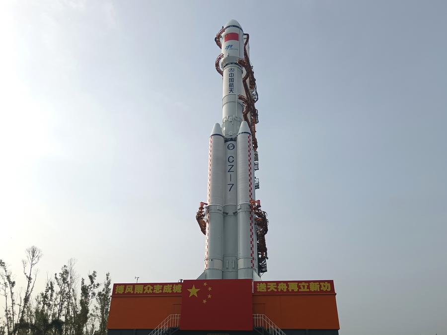 China estuda resistência de tijolos no espaço para construir base na Lua