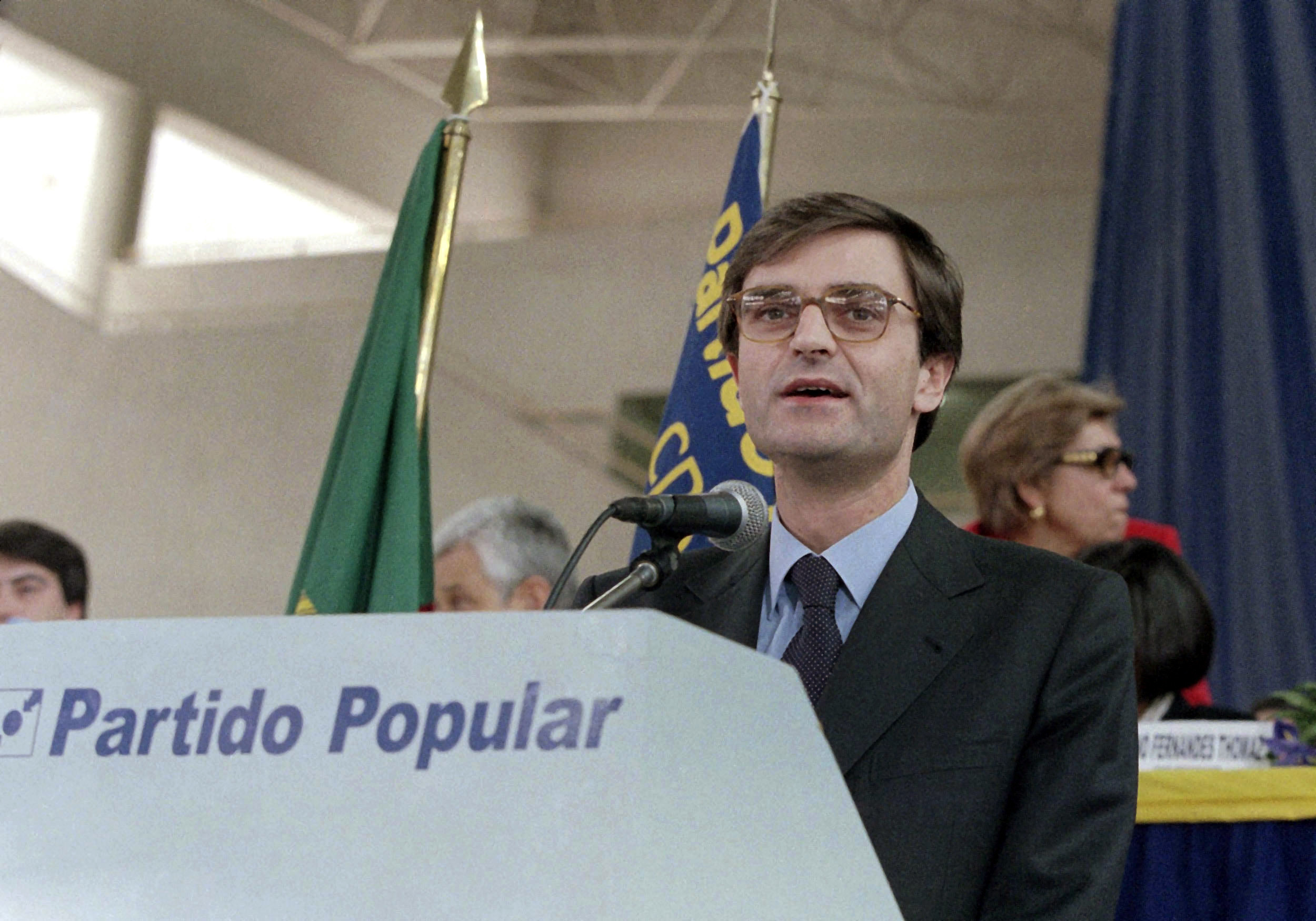 CDS. Deputado Raúl Almeida recusa mandato por querer “manter total liberdade”