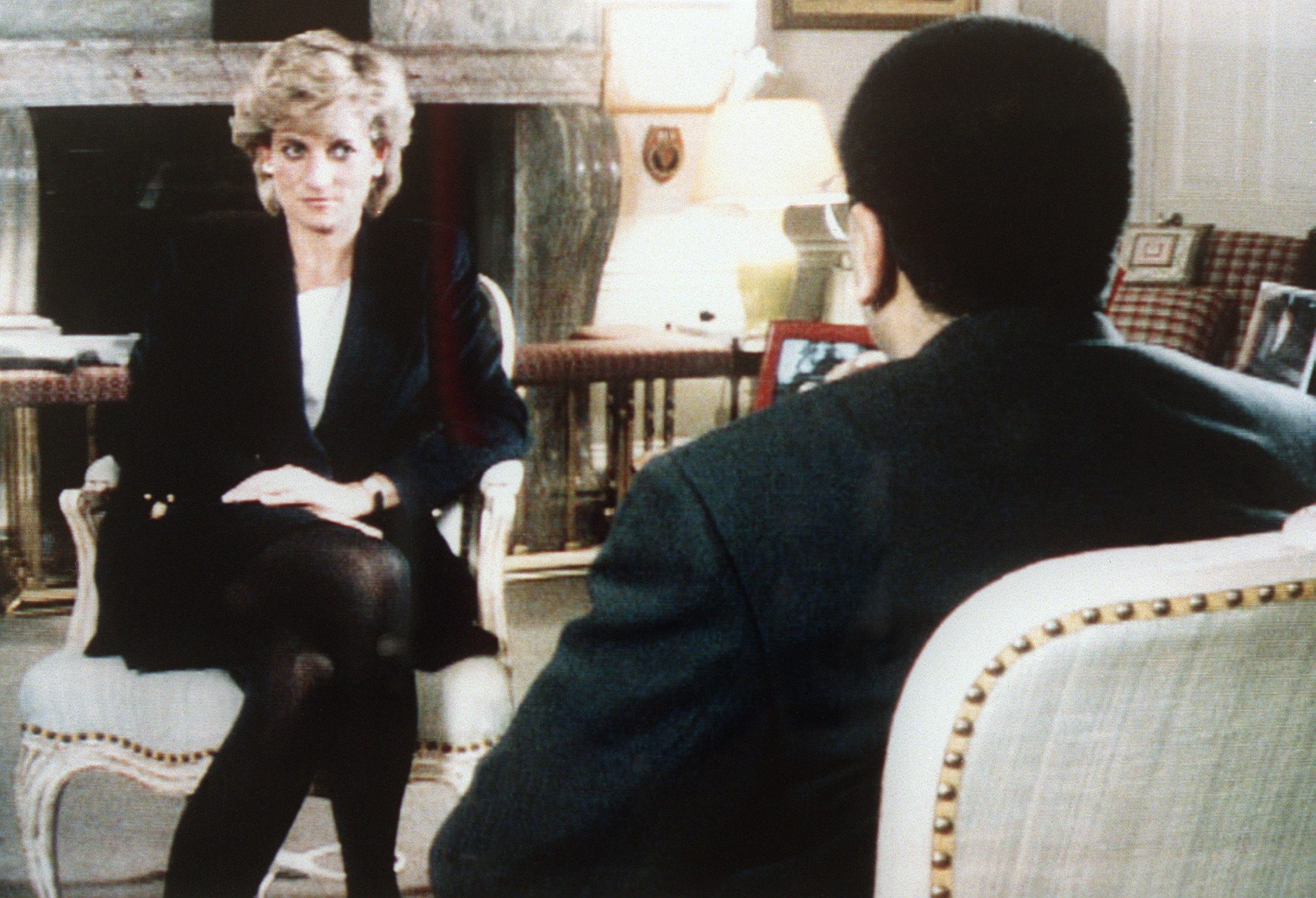BBC pagou mais de 1,6 milhões de euros a instituições de caridade pela venda dos direitos da entrevista a Diana