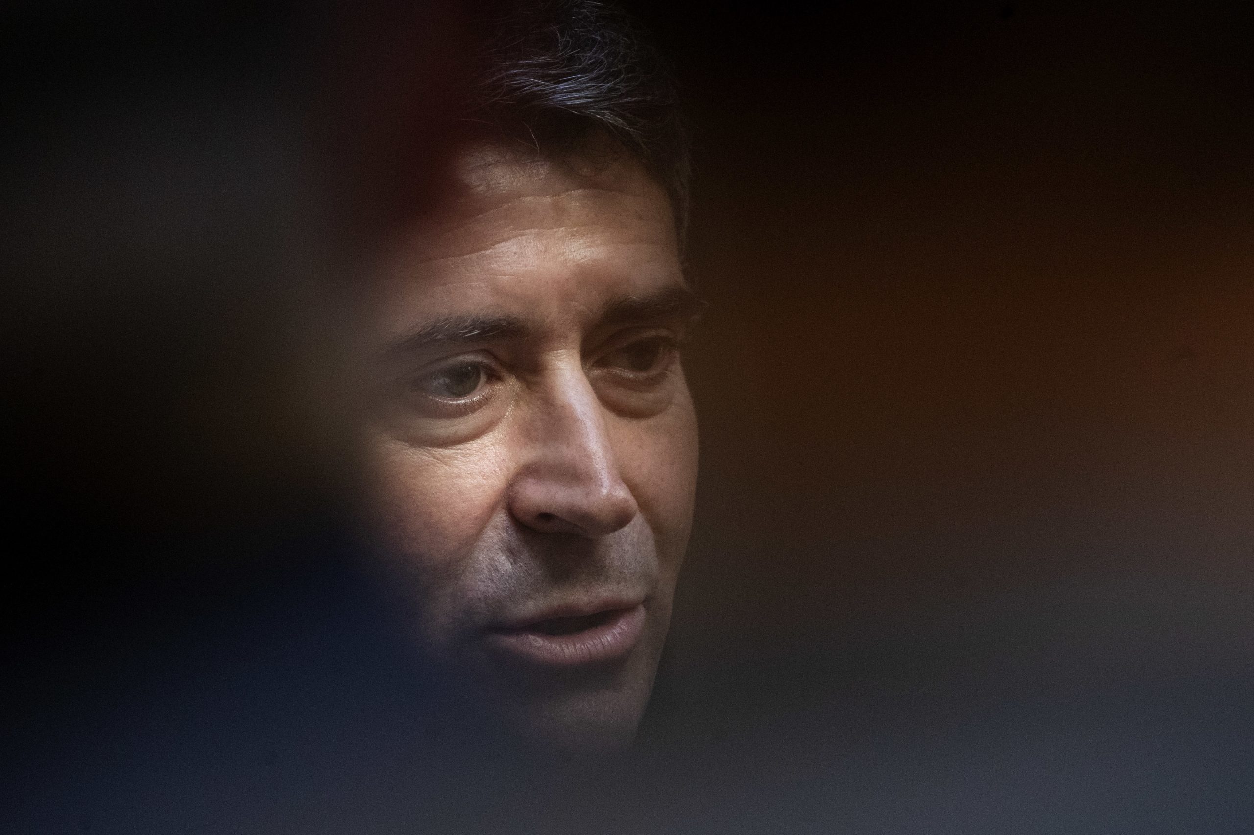 SIRESP falhou ou não? Ministro diz que houve “picos de congestionamento”, presidente de federação de bombeiros diz que foi preciso usar telemóvel
