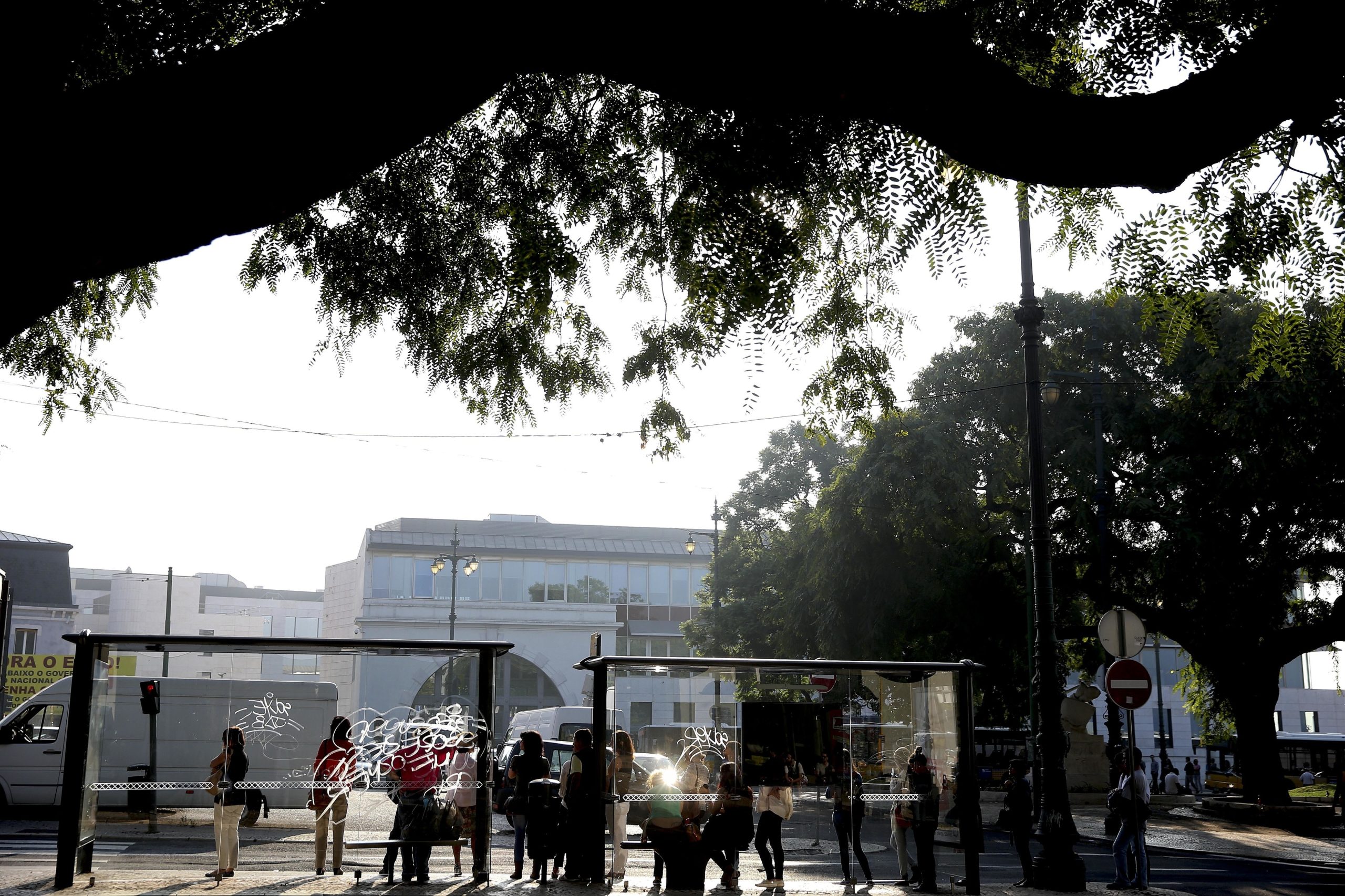 Santo António a pé: greve na Carris e plenário no Metro perturbam festa em Lisboa