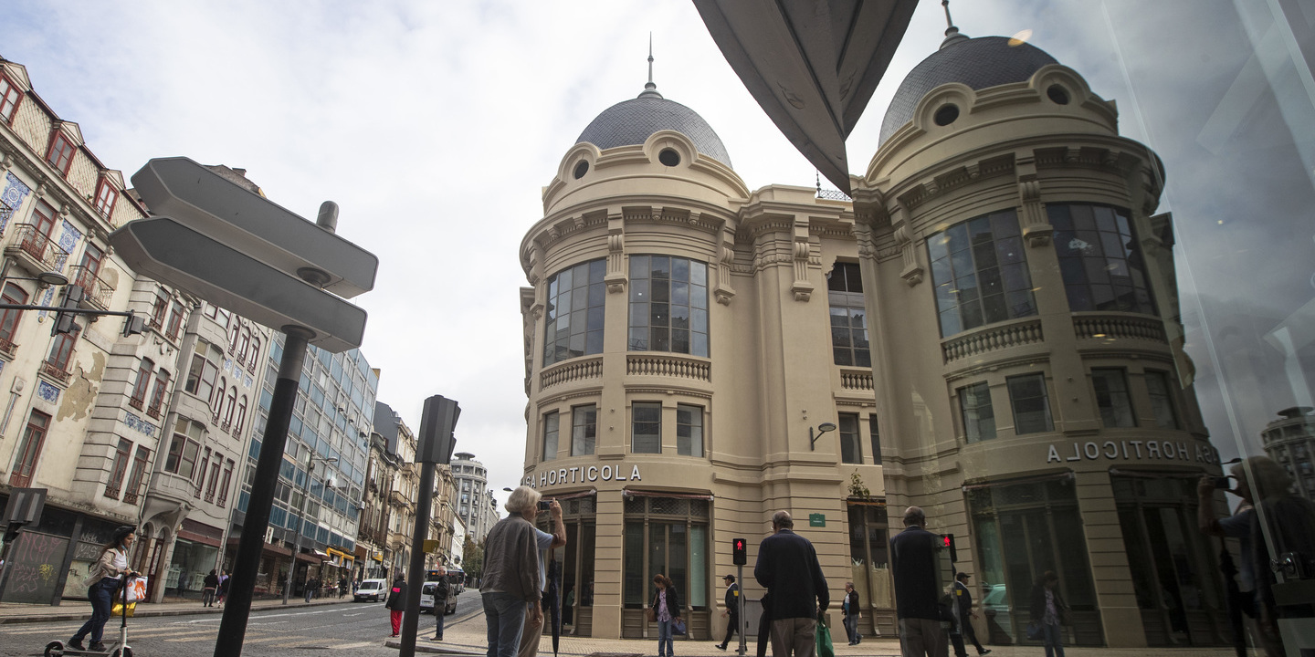 Associação queixa-se de assaltos a lojas exteriores do Mercado do Bolhão no Porto
