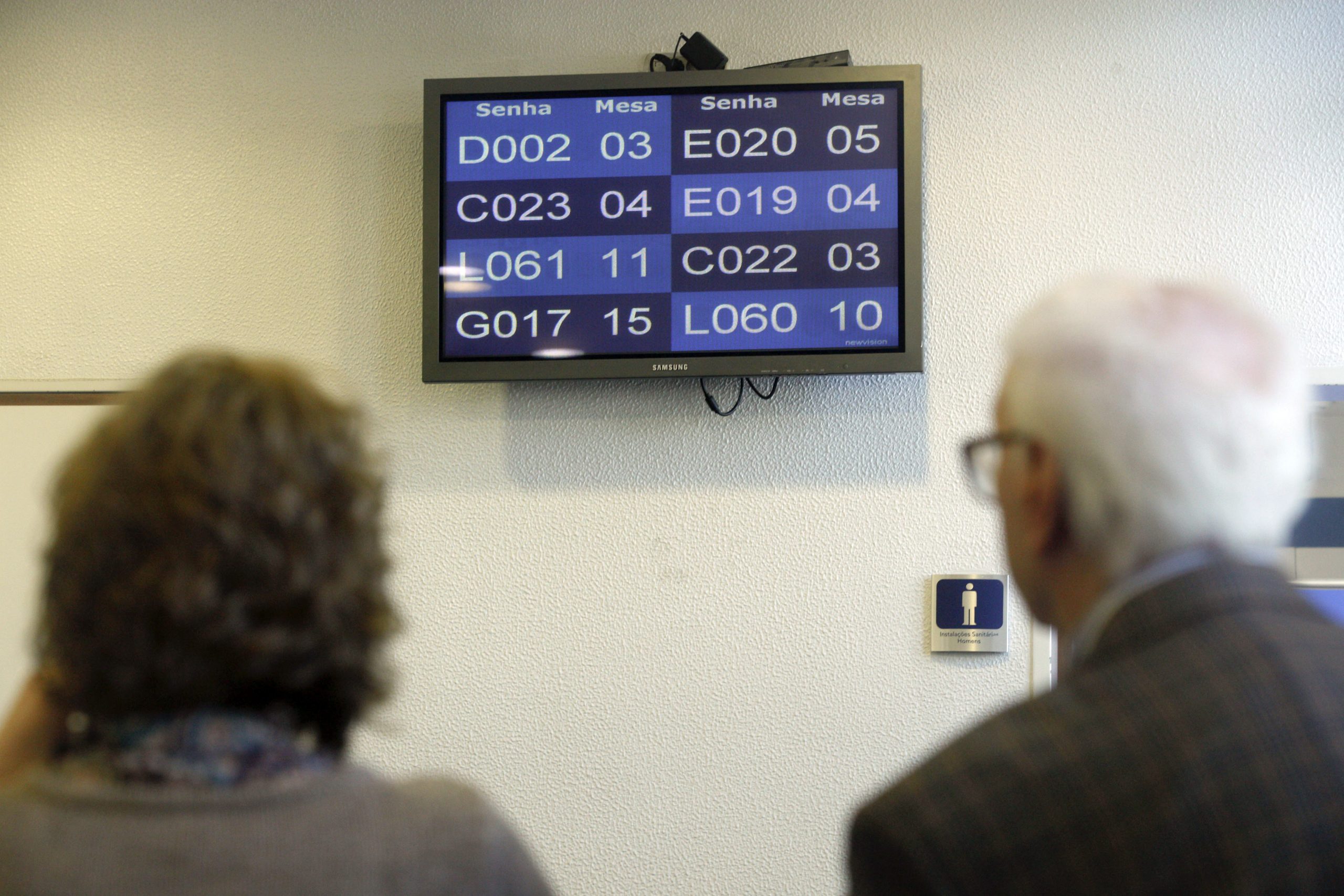 Adesão à greve dos trabalhadores da saúde ronda os 80% no turno da manhã