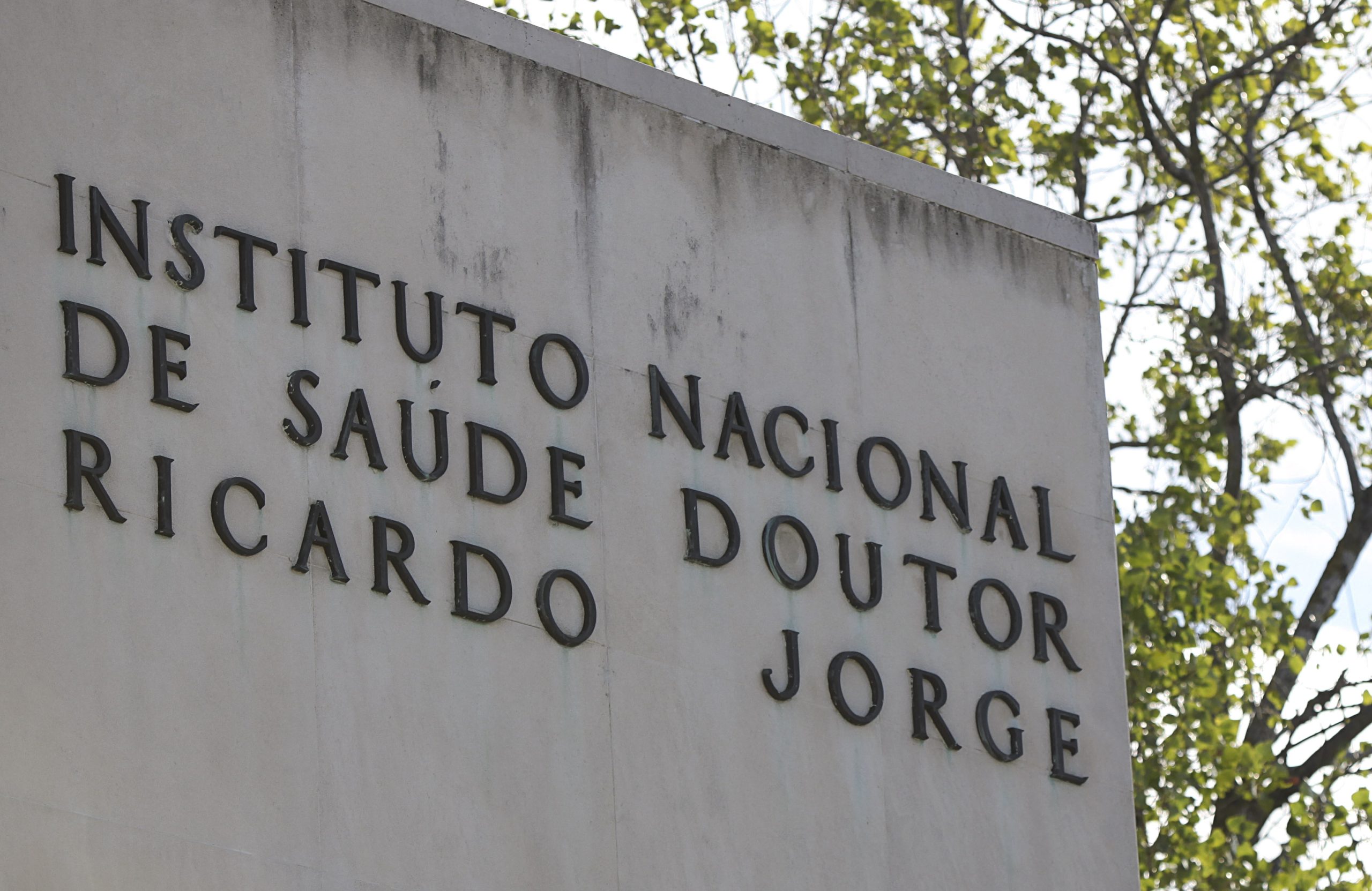 Covid-19: Estudo sobre imunidade no Ricardo Jorge alargado a menores de 10 anos