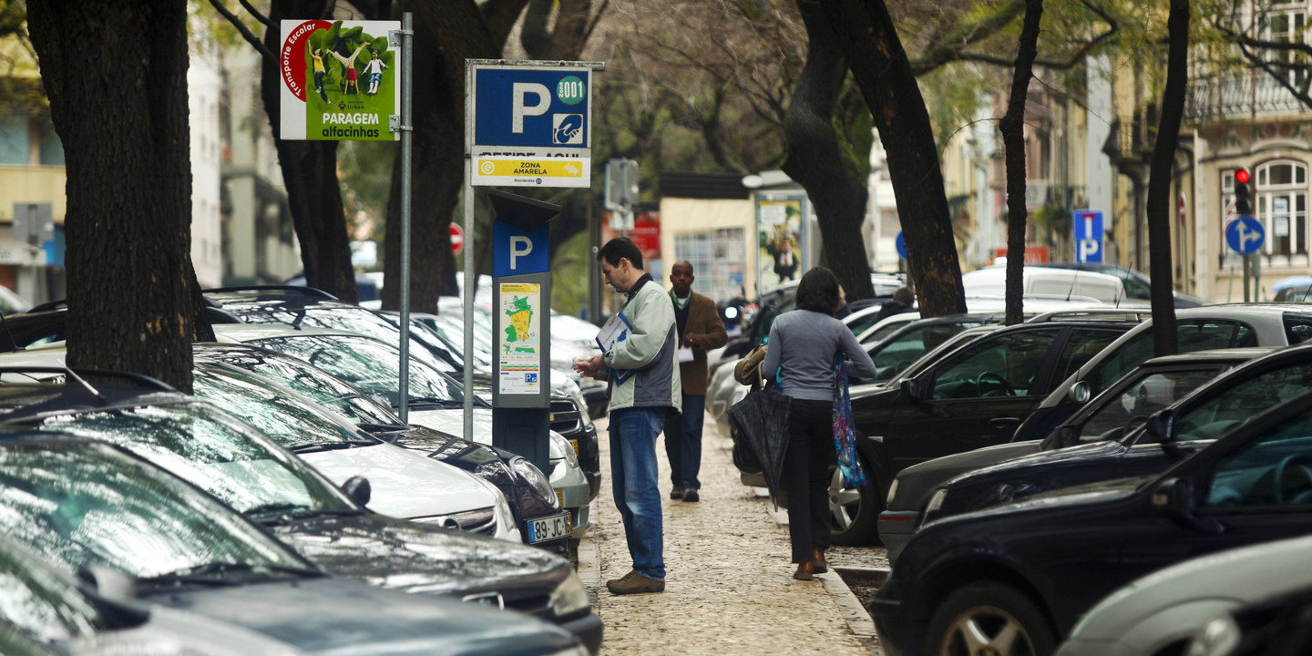 Lisboa: Trabalhadores da EMEL em greve por aumento salariais