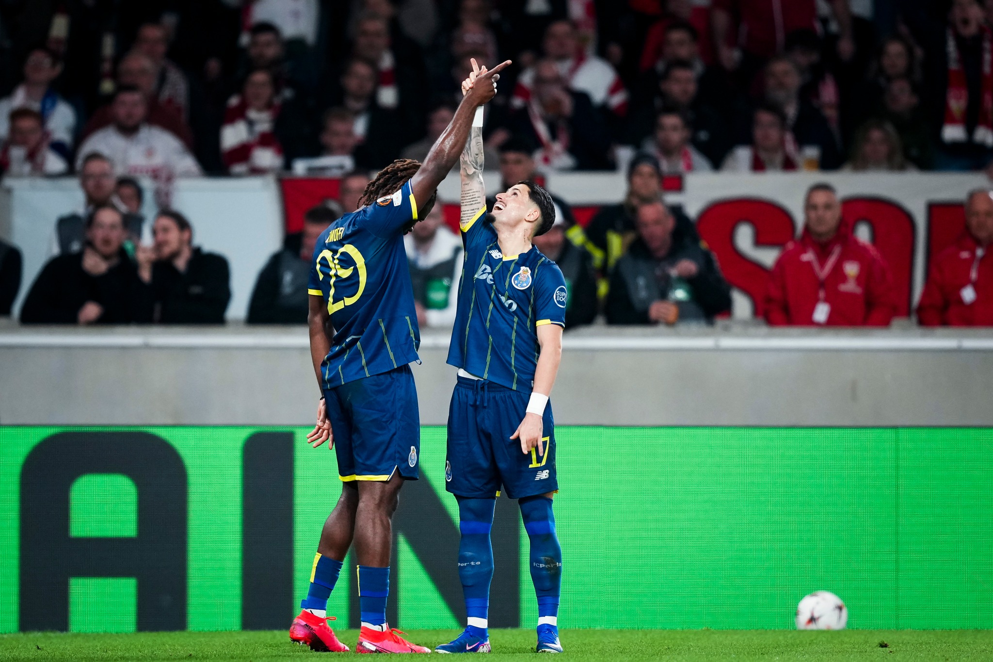 FC Porto vence Estugarda na primeira mão dos oitavos-de-final da Europa League