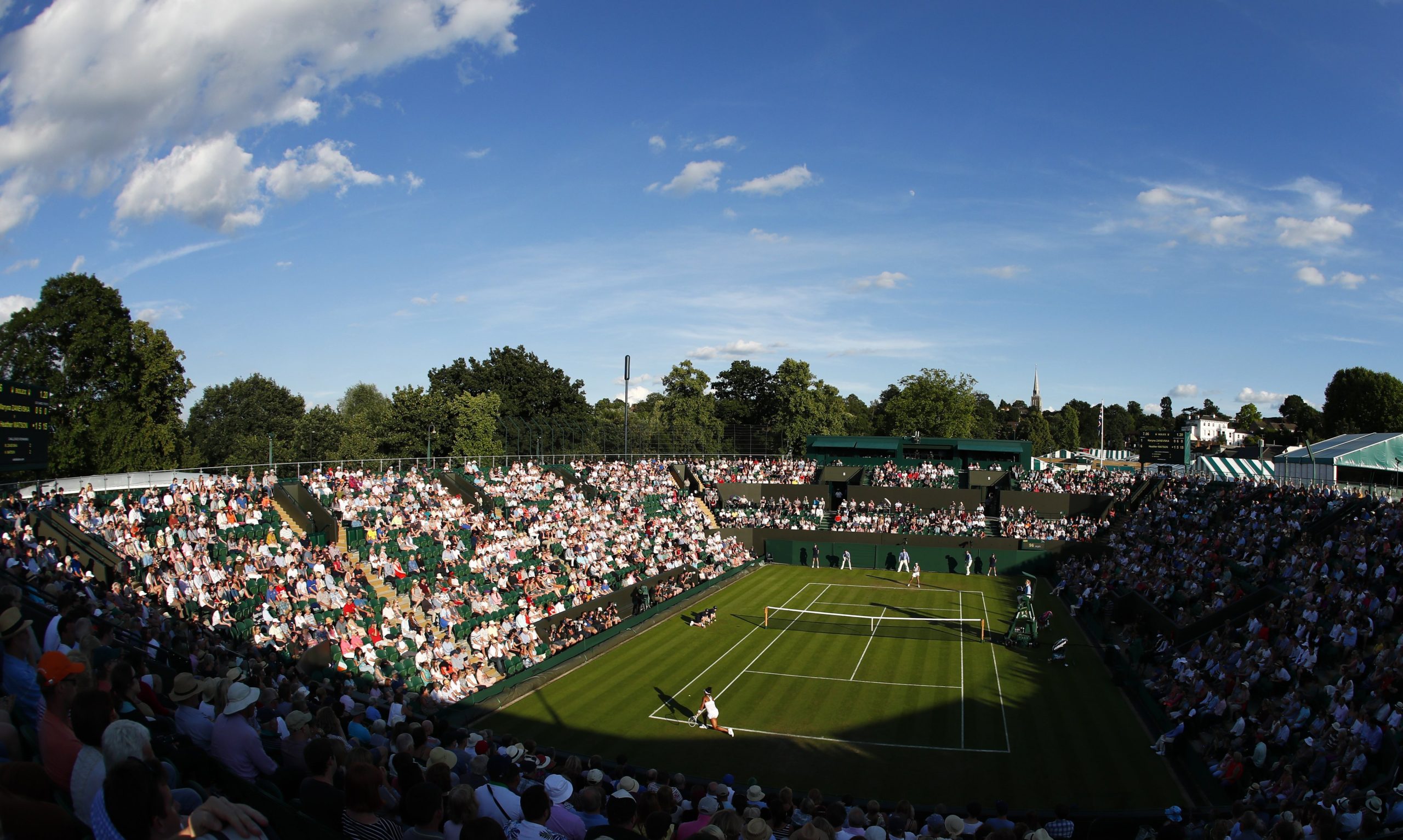 Wimbledon: Murray cedeu um ‘set’, mas continua na defesa do título