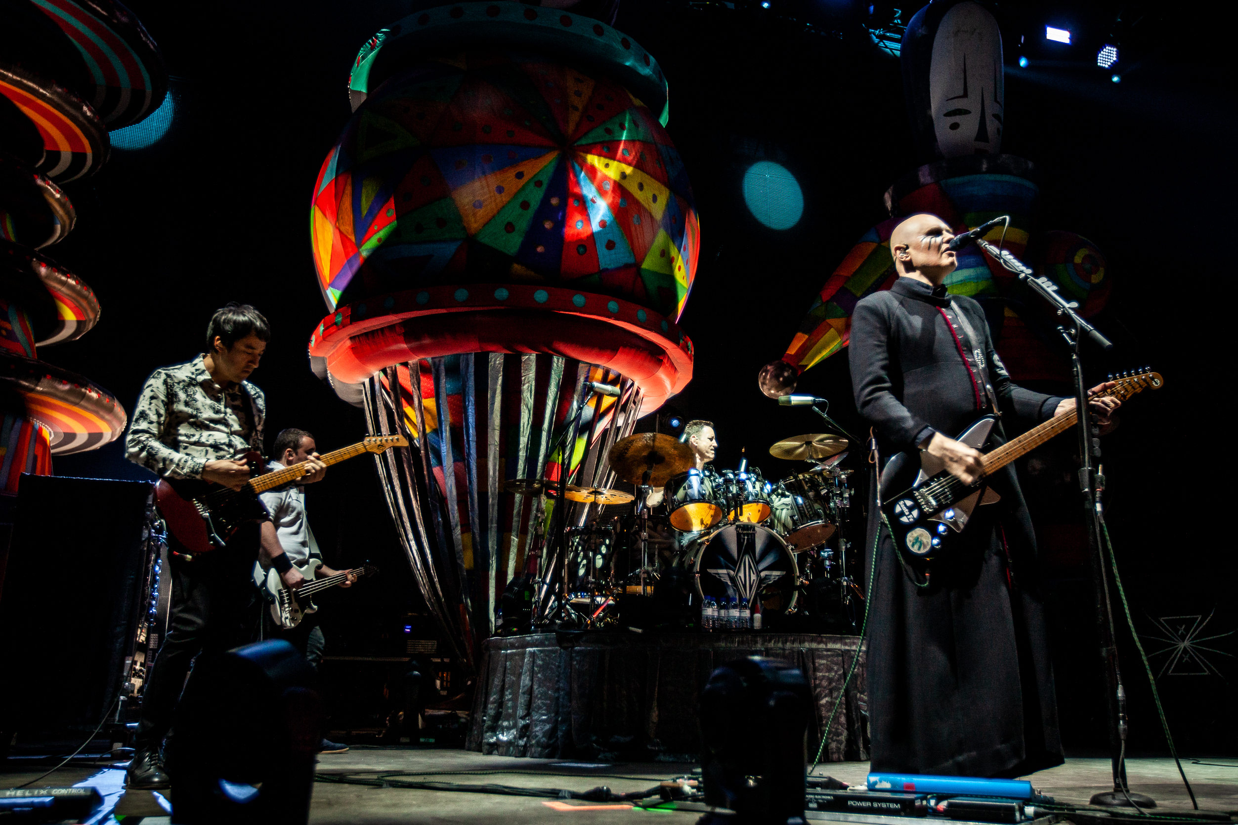 NOS (Alive) temos dois amores