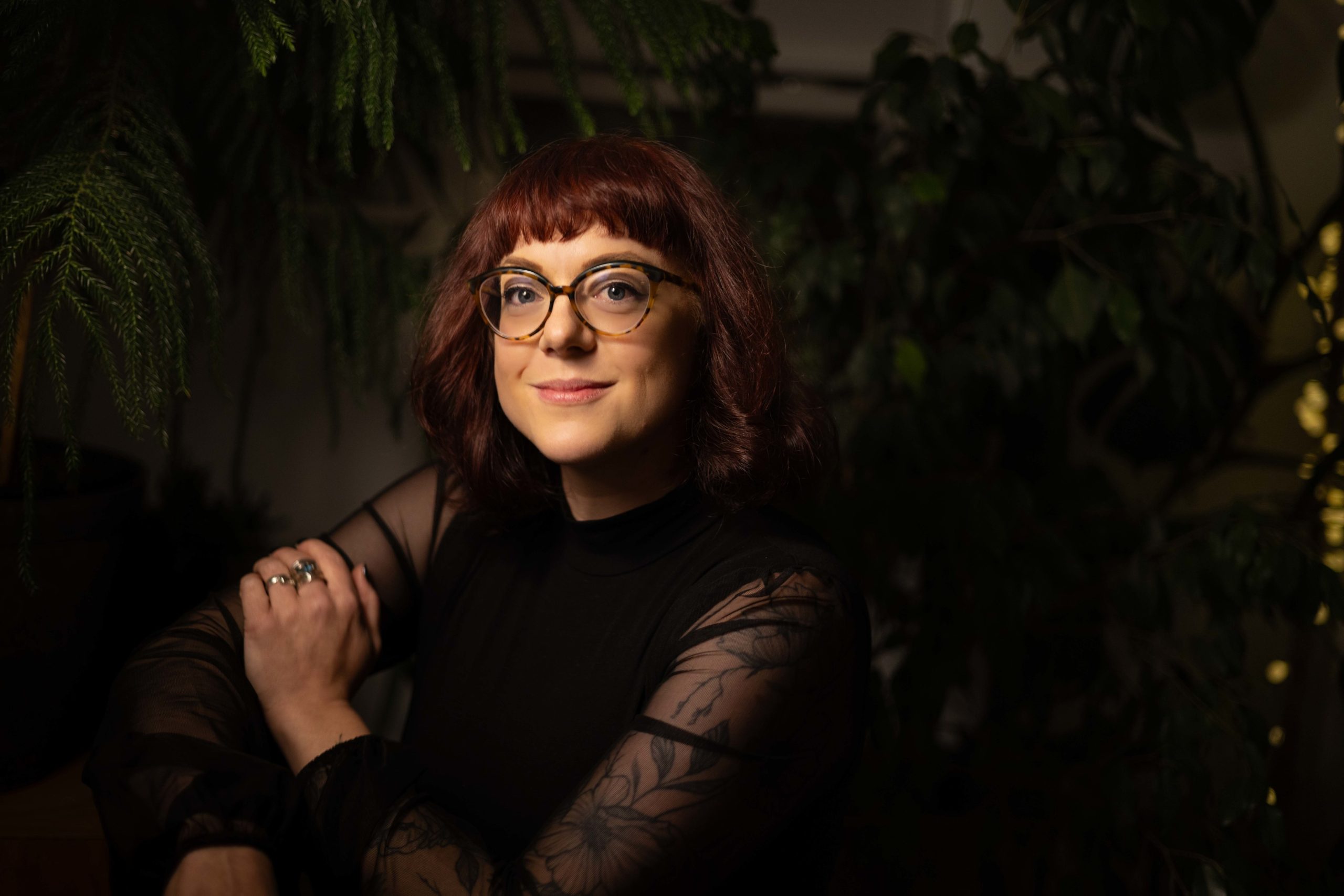 V.E Schwab: “A arte é um motor de empatia. É um desses espaços em que se é exposto a culturas, ideologias e identidades que não são as nossas”