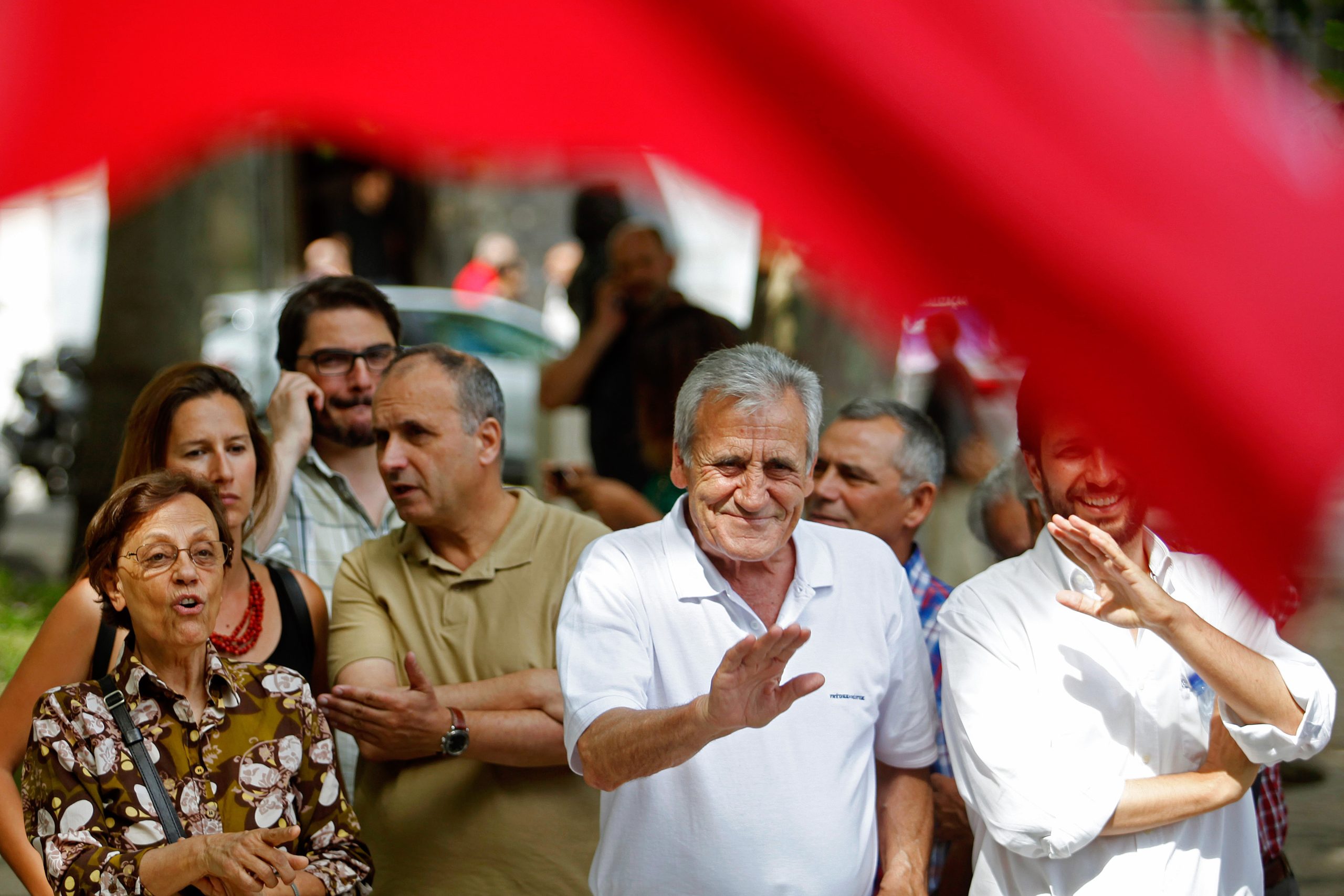 Centrais sindicais e partidos da esquerda apelam à intervenção do Governo na PT/MEO