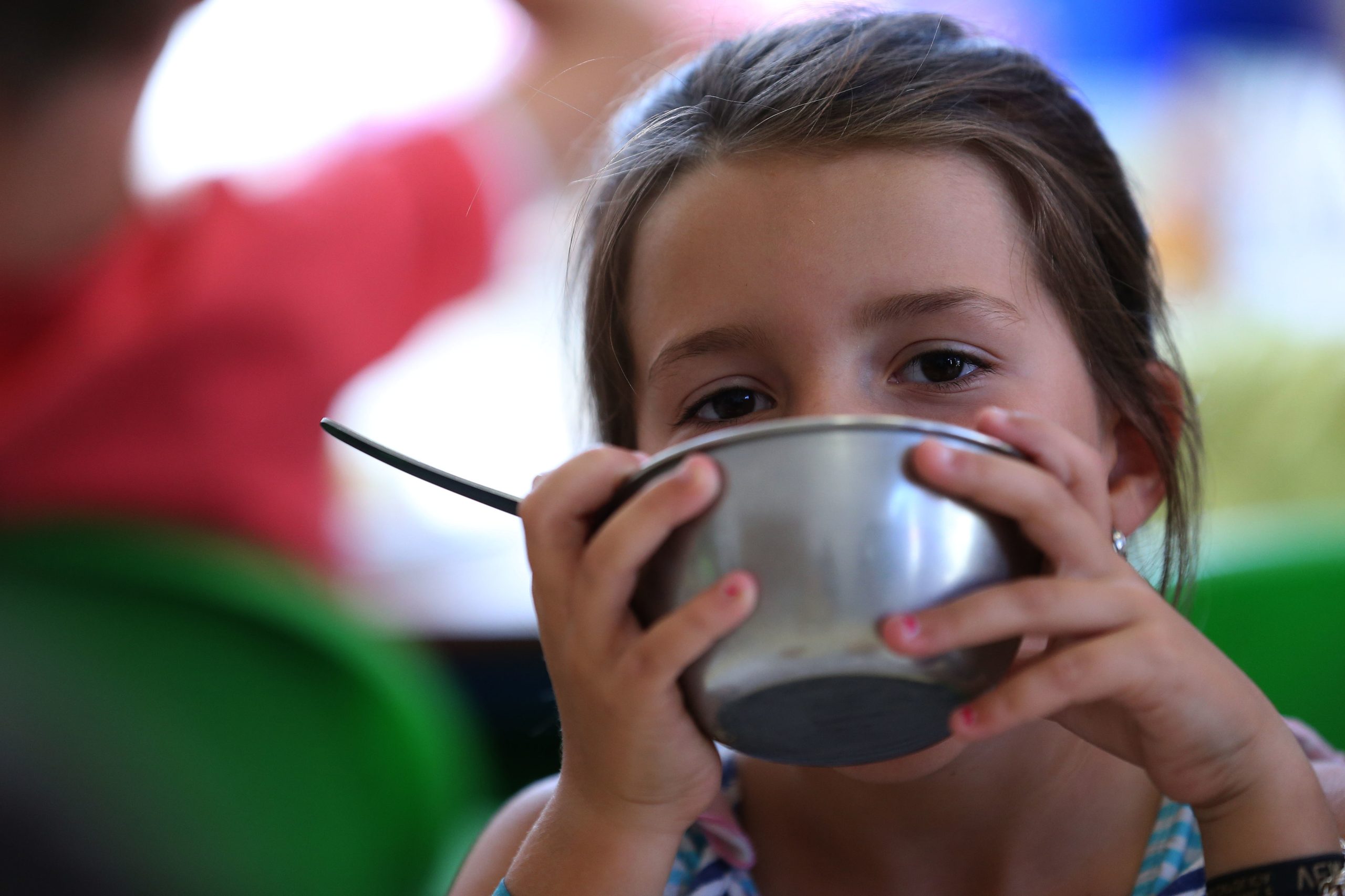 Câmara de Lisboa mantém redução de 50% no preço dos almoços escolares