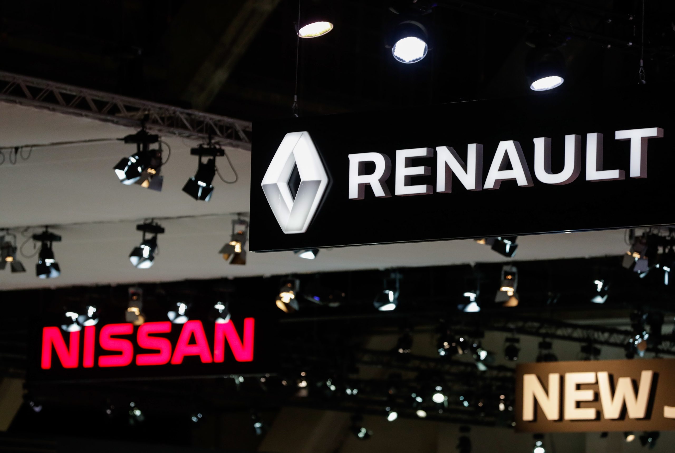 Nissan prepara-se para eventual separação da Renault, avança o ‘Financial Times’