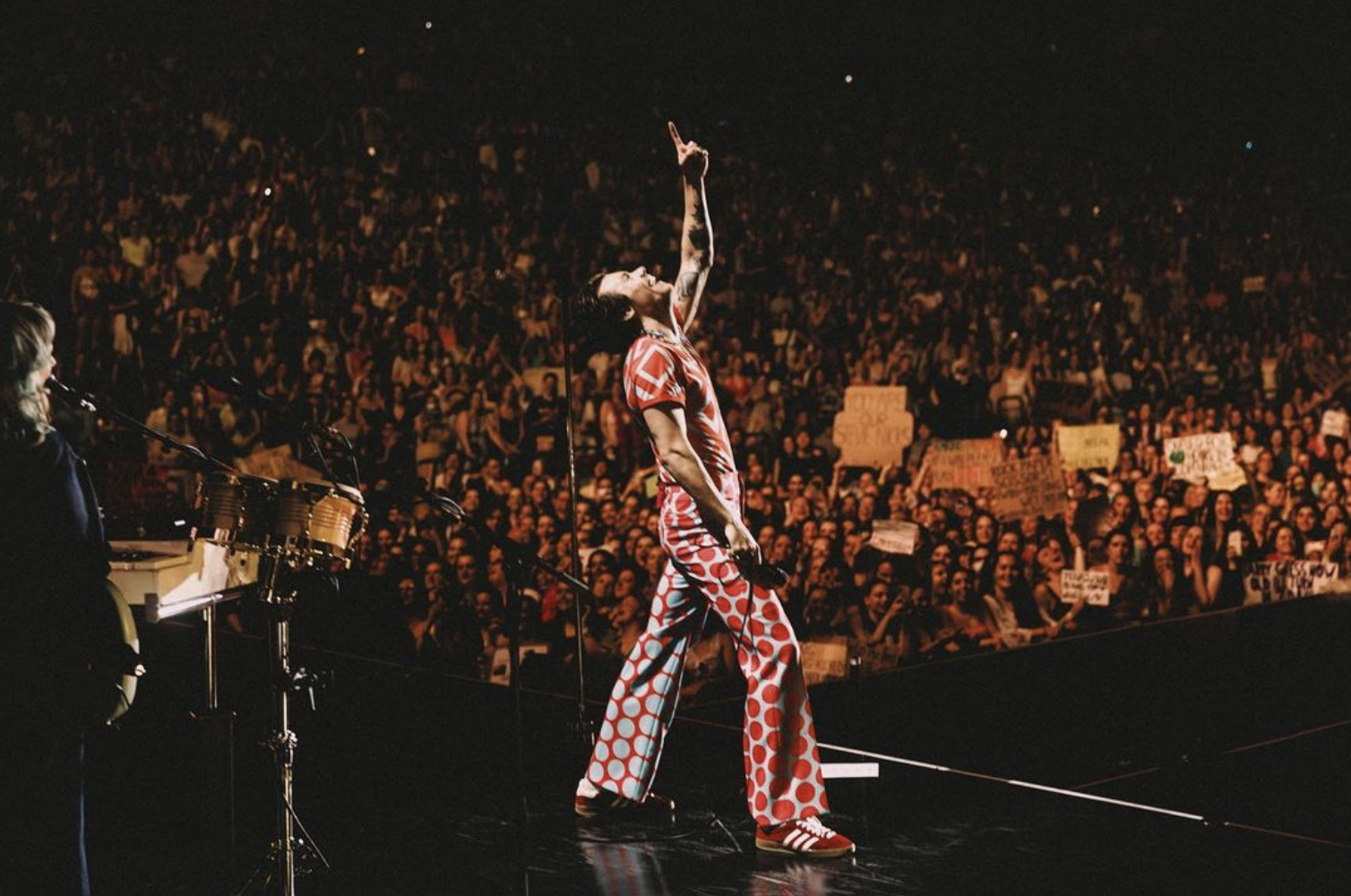 Onde é que arranjaste tanto estilo, Harry Styles?