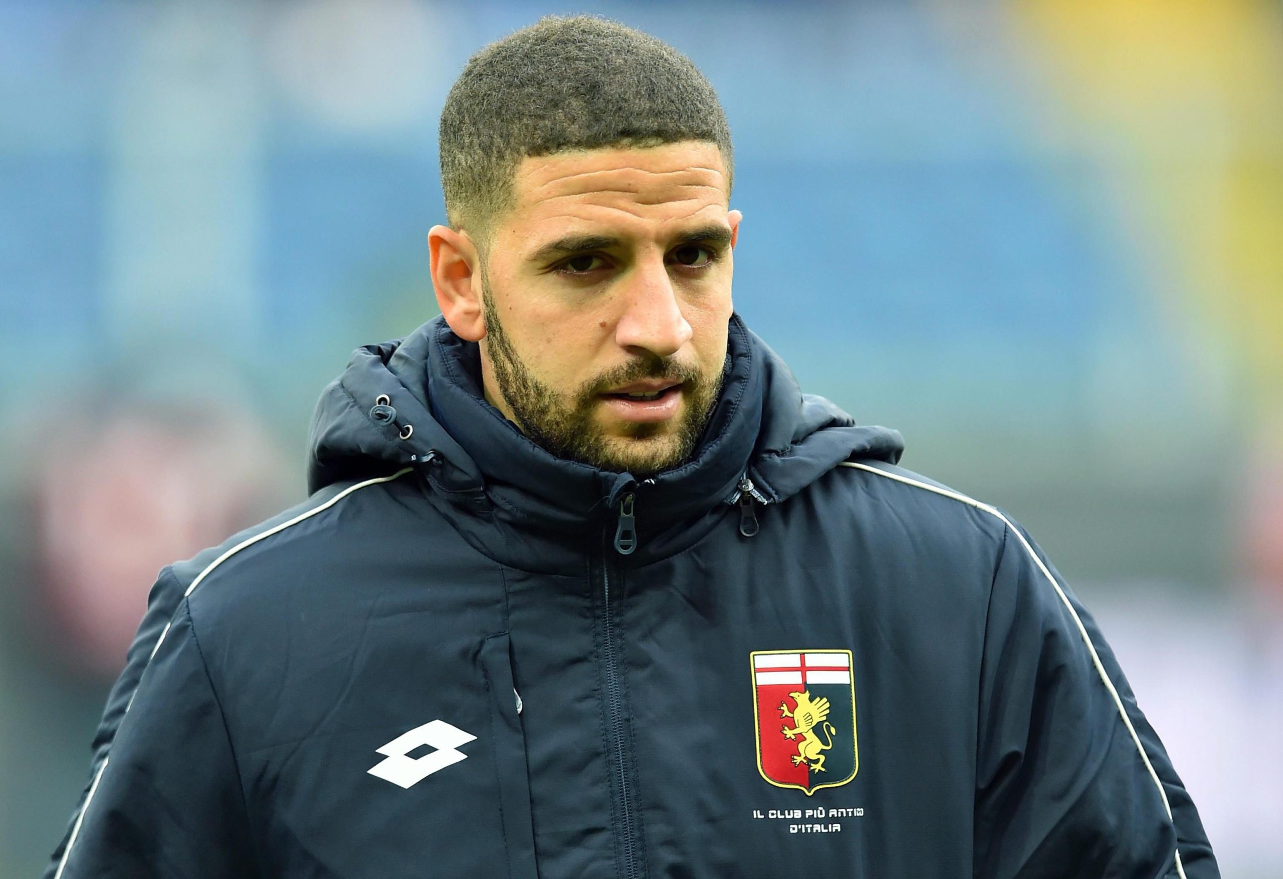 Taarabt perdeu dez quilos e treinador do Génova decidiu dar-lhe nova oportunidade
