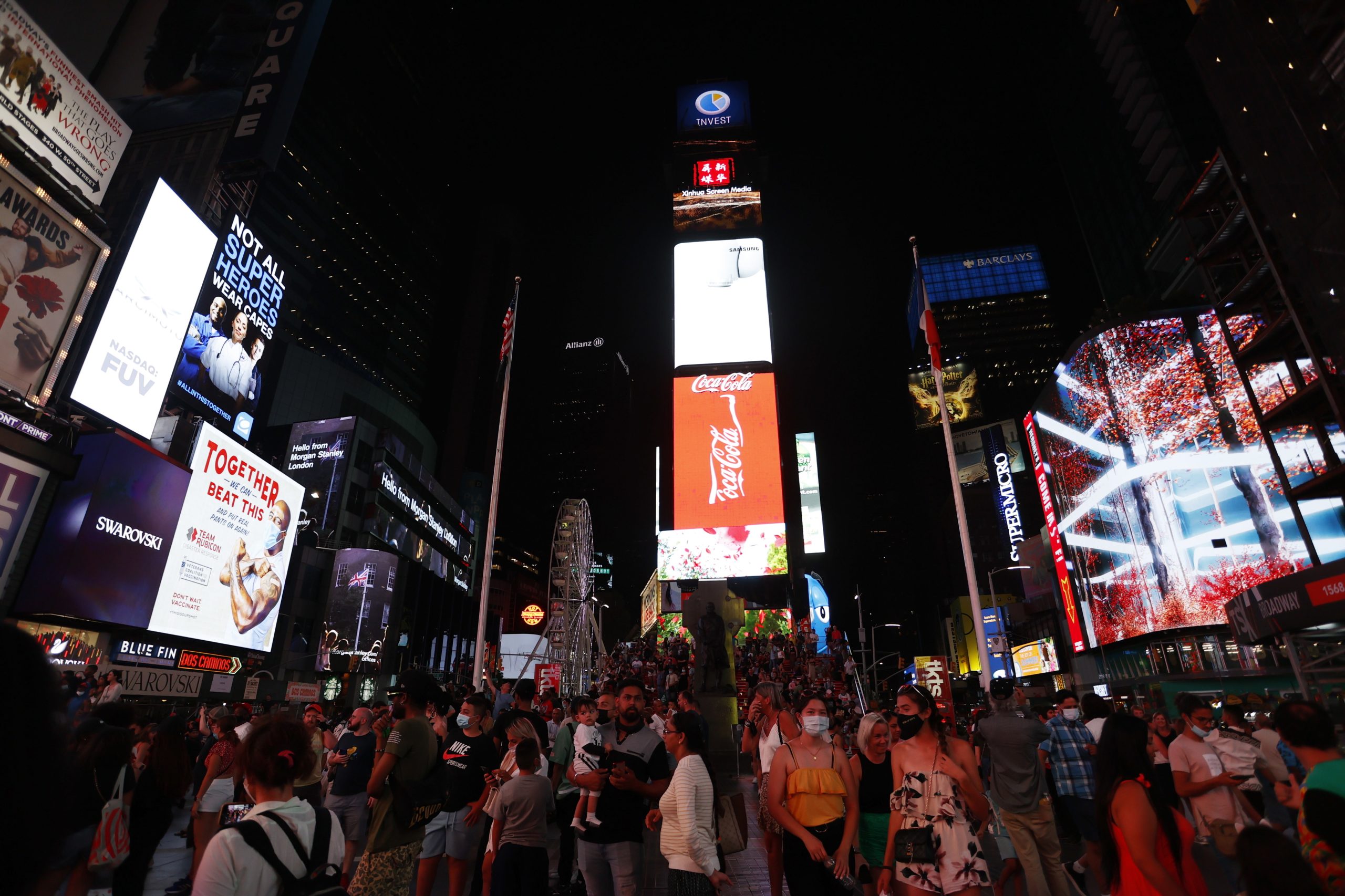 Sardinha em lata portuguesa brilha na Times Square onde é uma velha conhecida