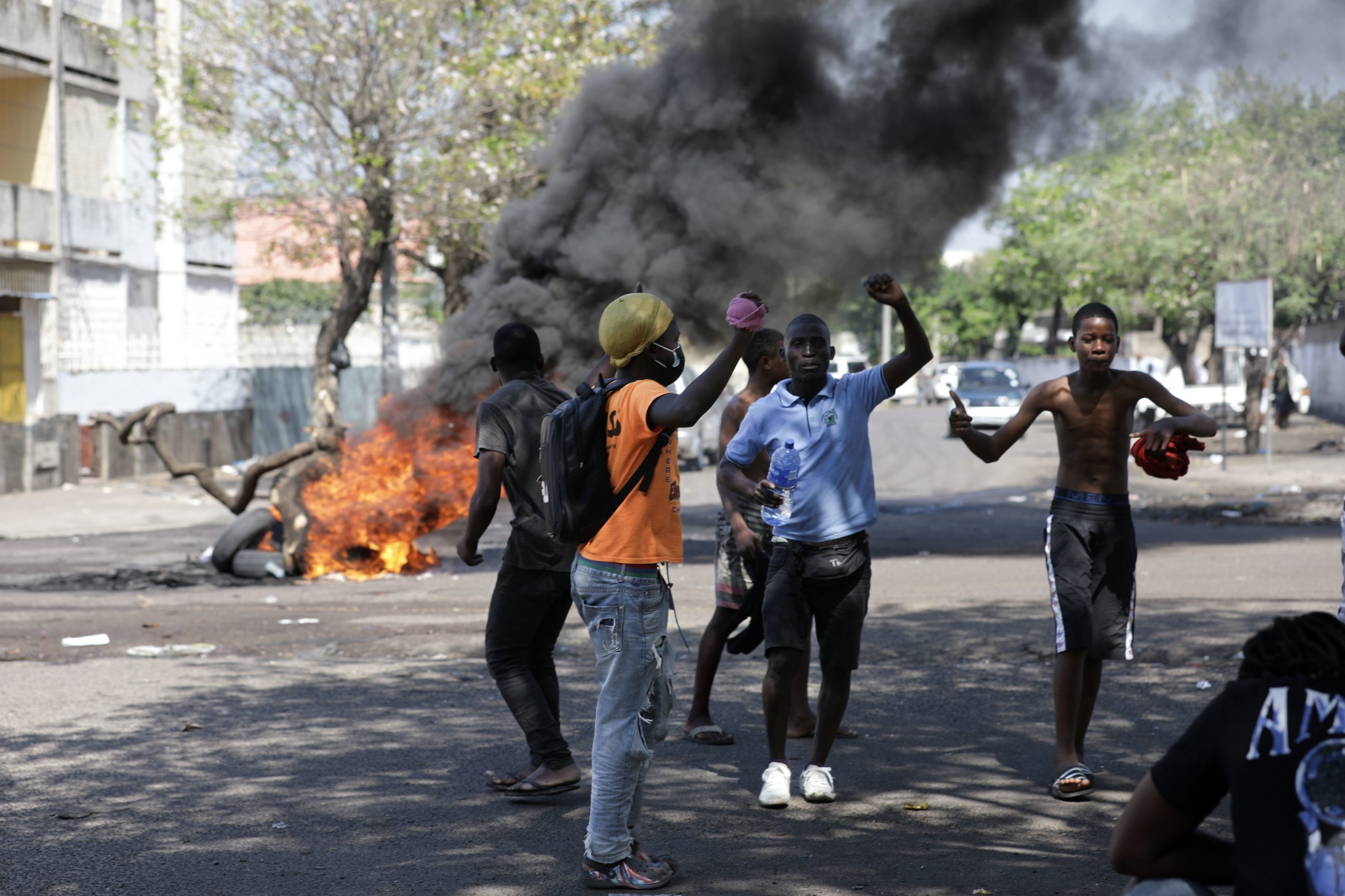 Protestos em Moçambique resultam de uma “fraude eleitoral que castigou a democracria”, diz socióloga