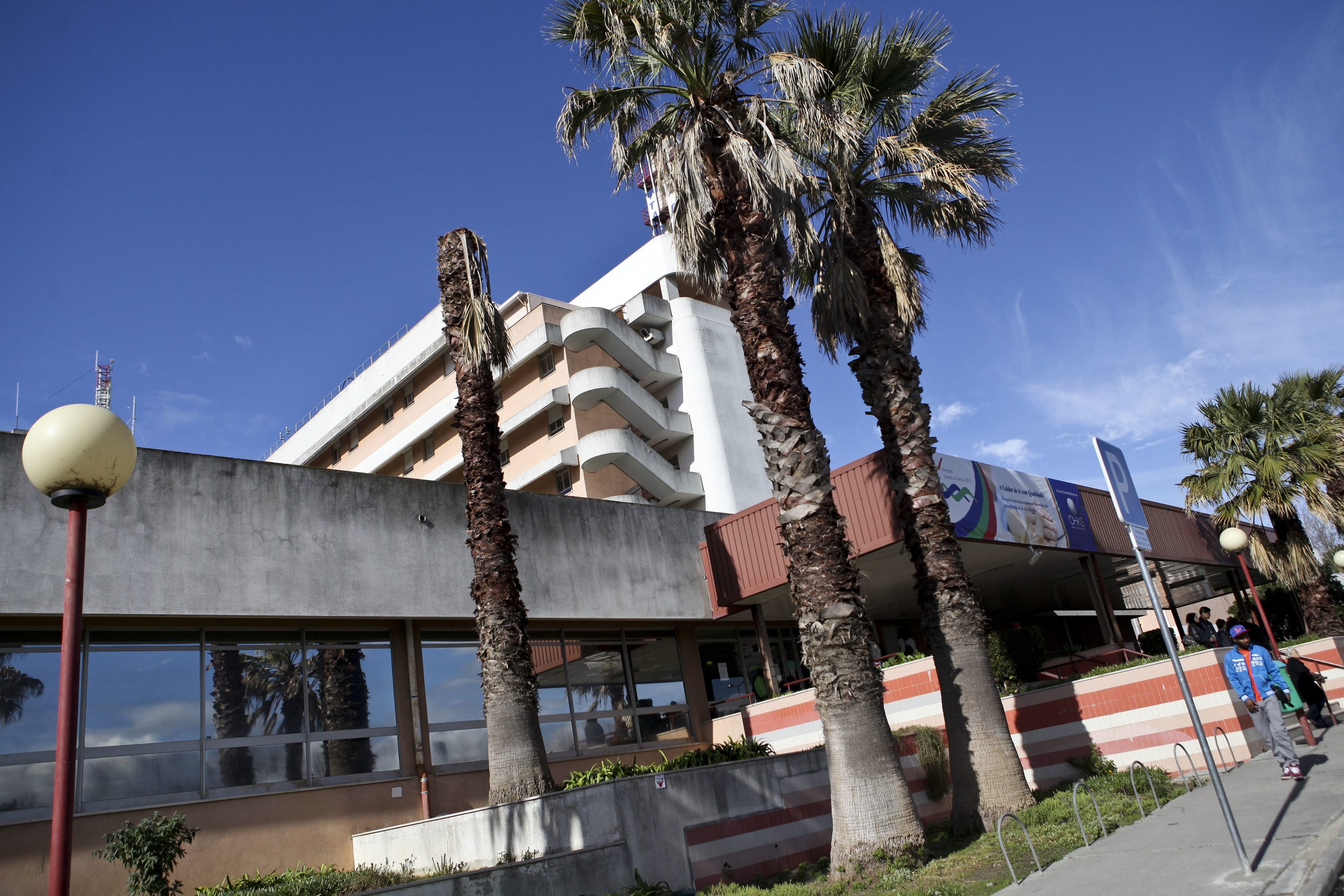 Covid-19: Menos doentes nos hospitais de Almada e Setúbal mas números continuam muito elevados