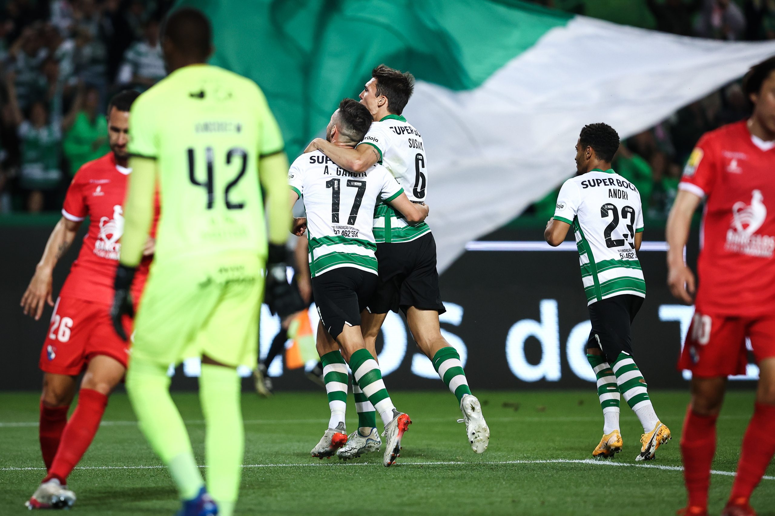 I Liga: Sporting vence Gil Vicente e adia título do FC Porto