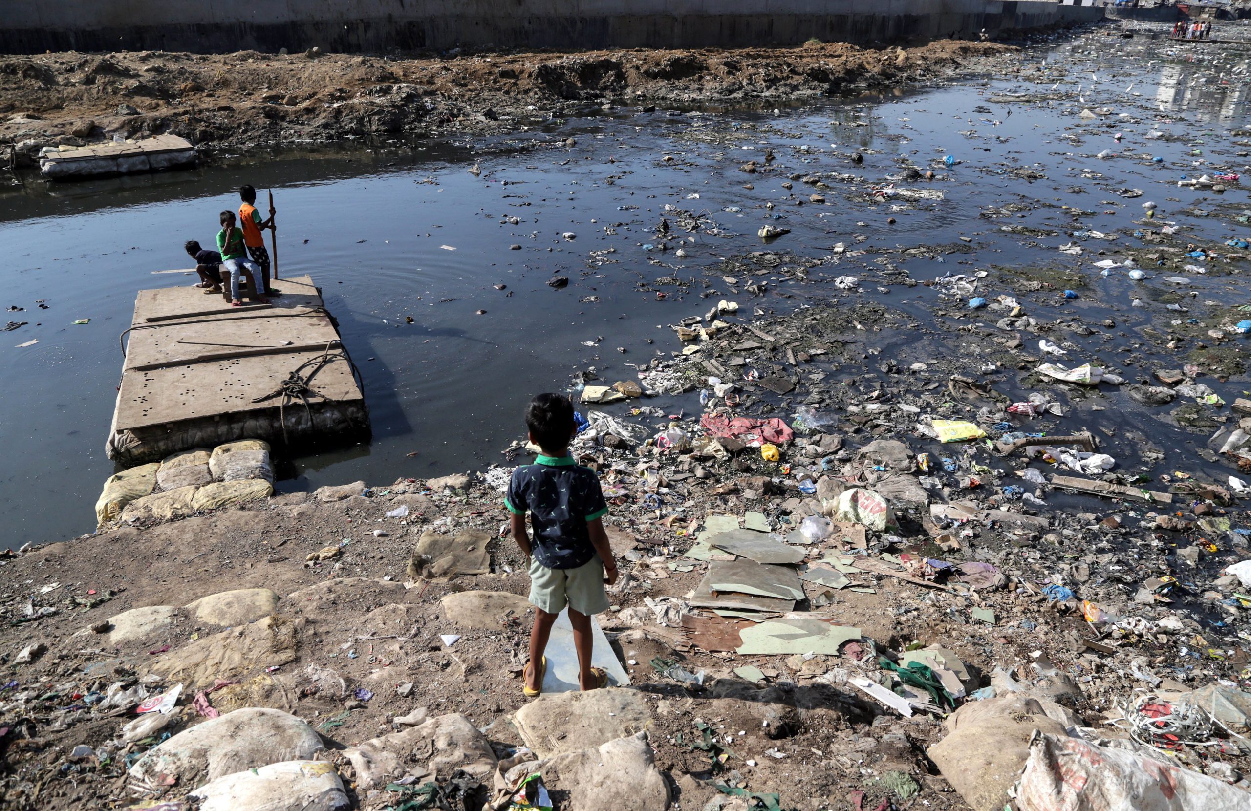 Mais de 600 milhões de crianças viverão com falta de água até 2040