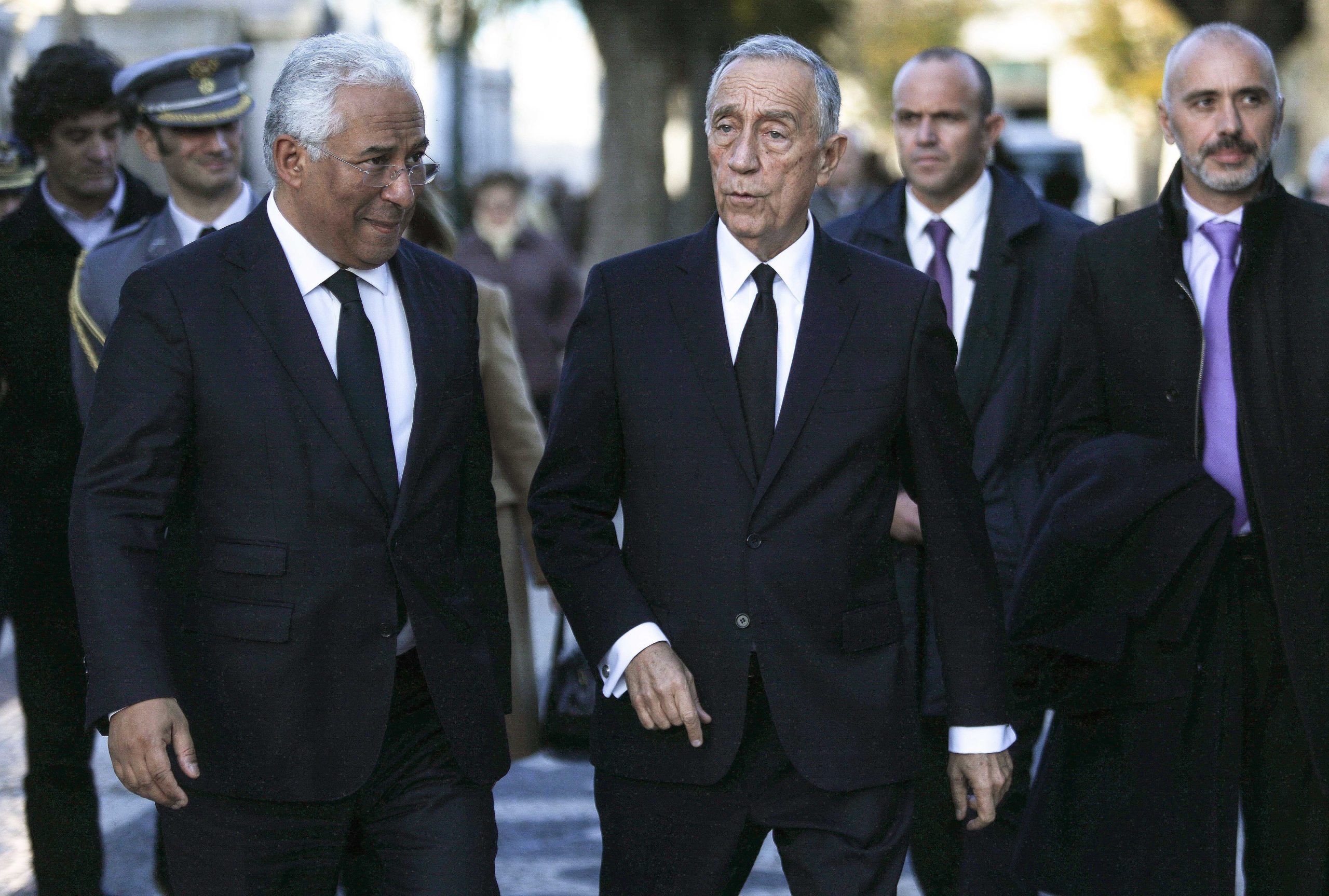 “Viveu para a liberdade e morreu a sonhar com ela”. Costa e Marcelo prestaram última homenagem a Edmundo Pedro