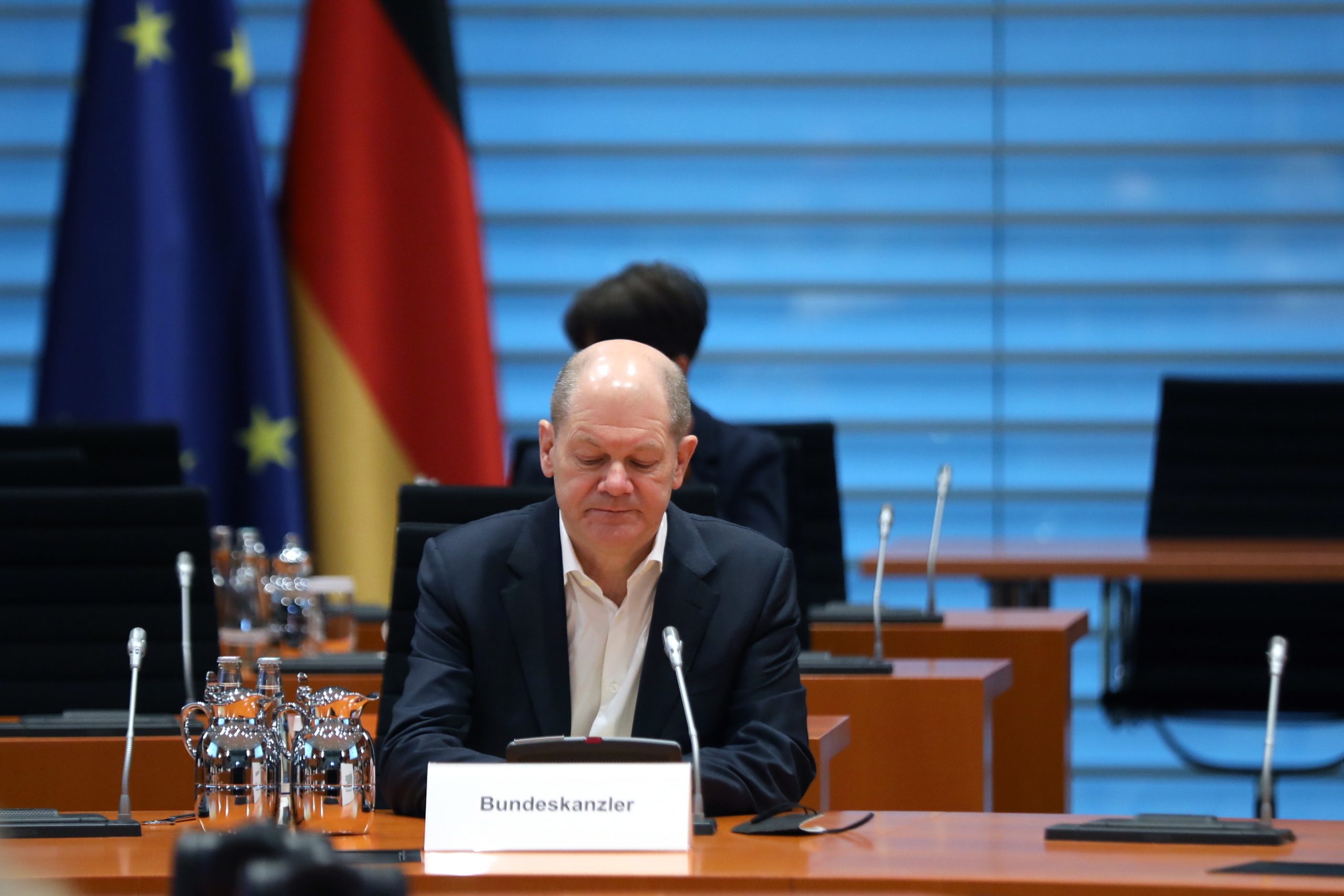 Acordo sobre programa nuclear iraniano não pode continuar a ser adiado, defende Scholz