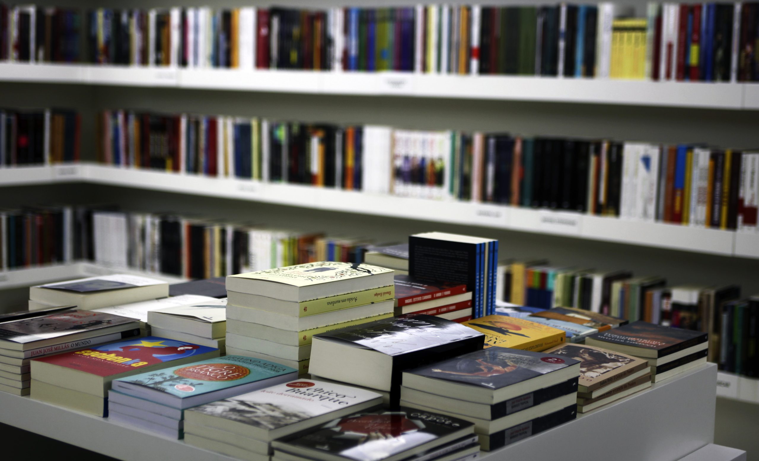Marcos Balesteros é o vencedor da primeira edição do Prémio Design do Livro