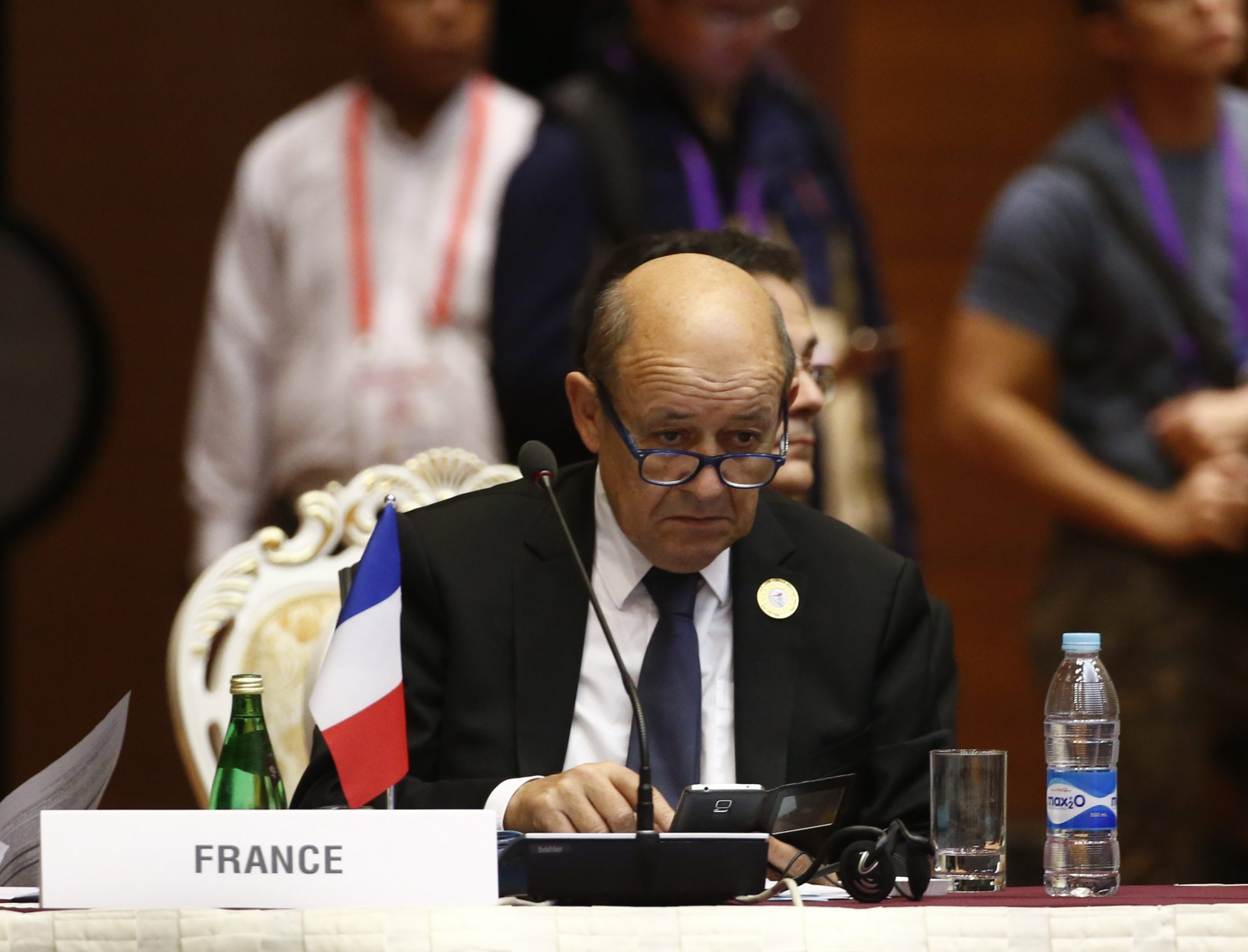 França pede “reunião urgente” do Conselho de Segurança sobre escravos na Líbia