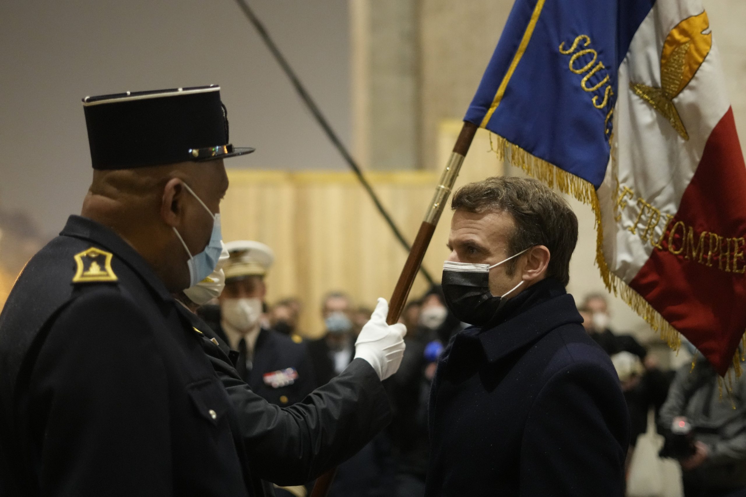 Nuclear: Macron diz ser preciso “acelerar” as negociações para “alcançar progressos”