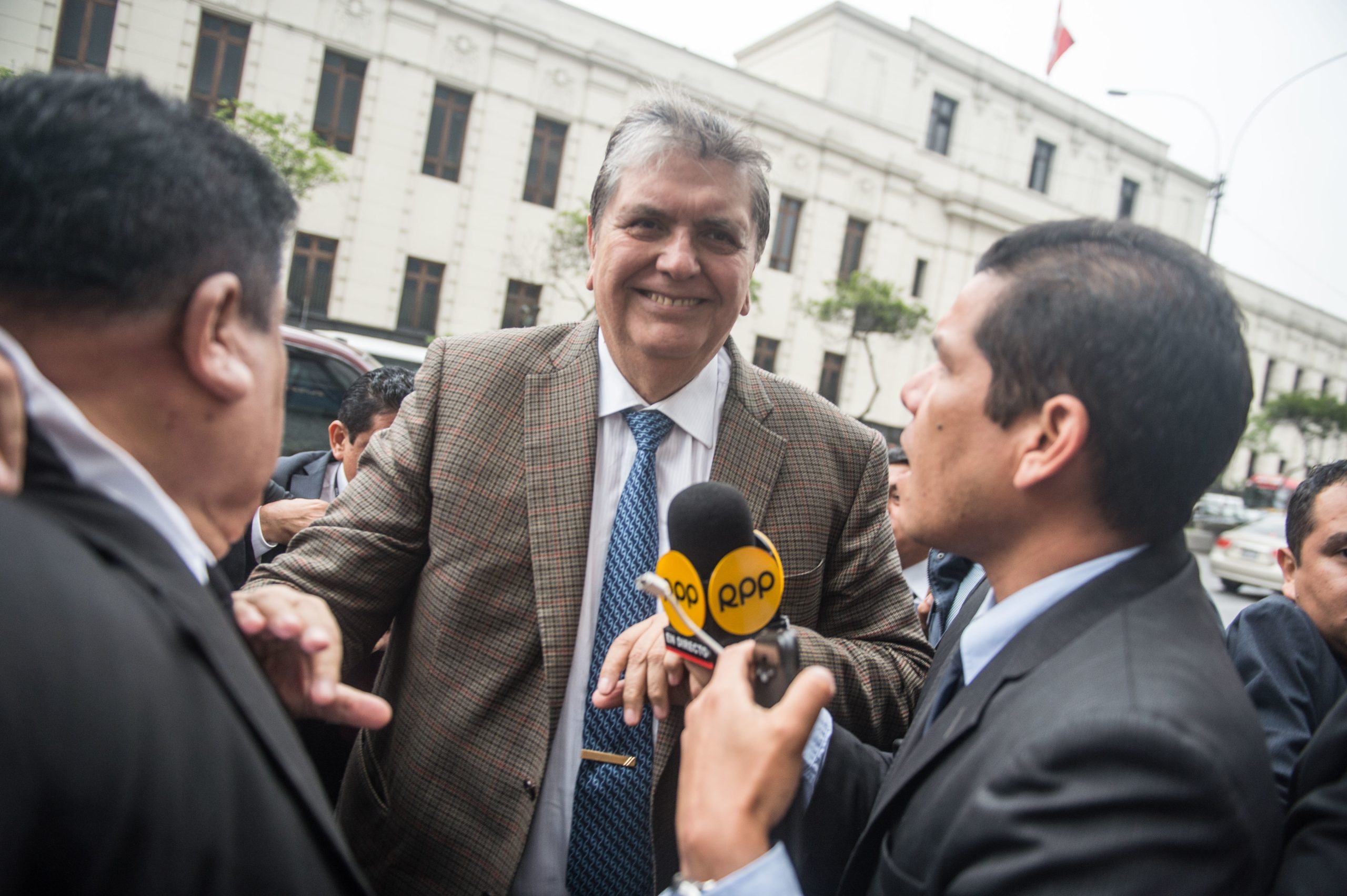 Ex-presidente do Peru Alain García solicita asilo político ao Uruguai