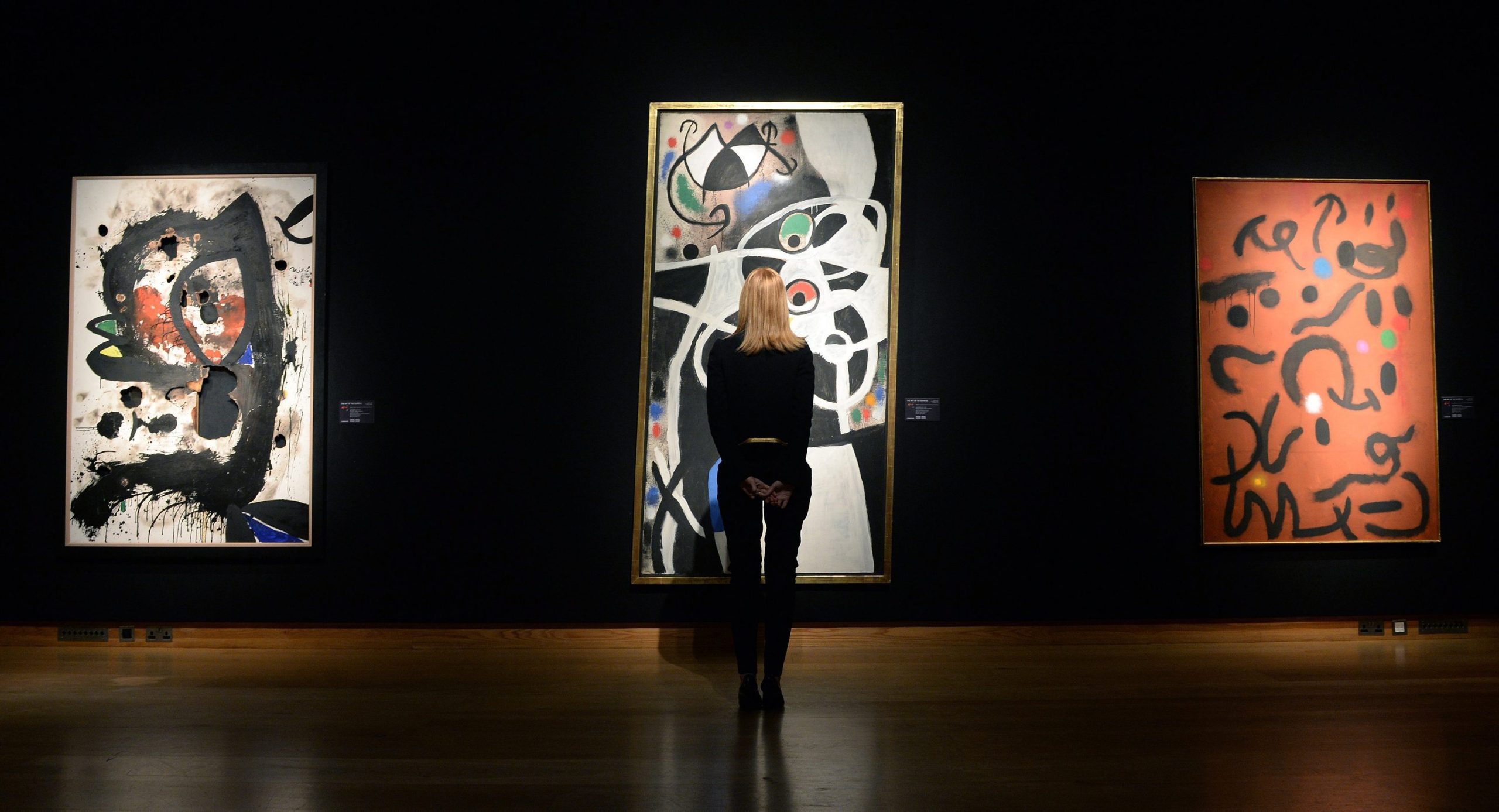 Quadro de Miró leiloado por quase 3 milhões de euros em Paris