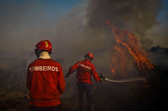 Vindo de Espanha, fogo tem agora três frentes em Montalegre