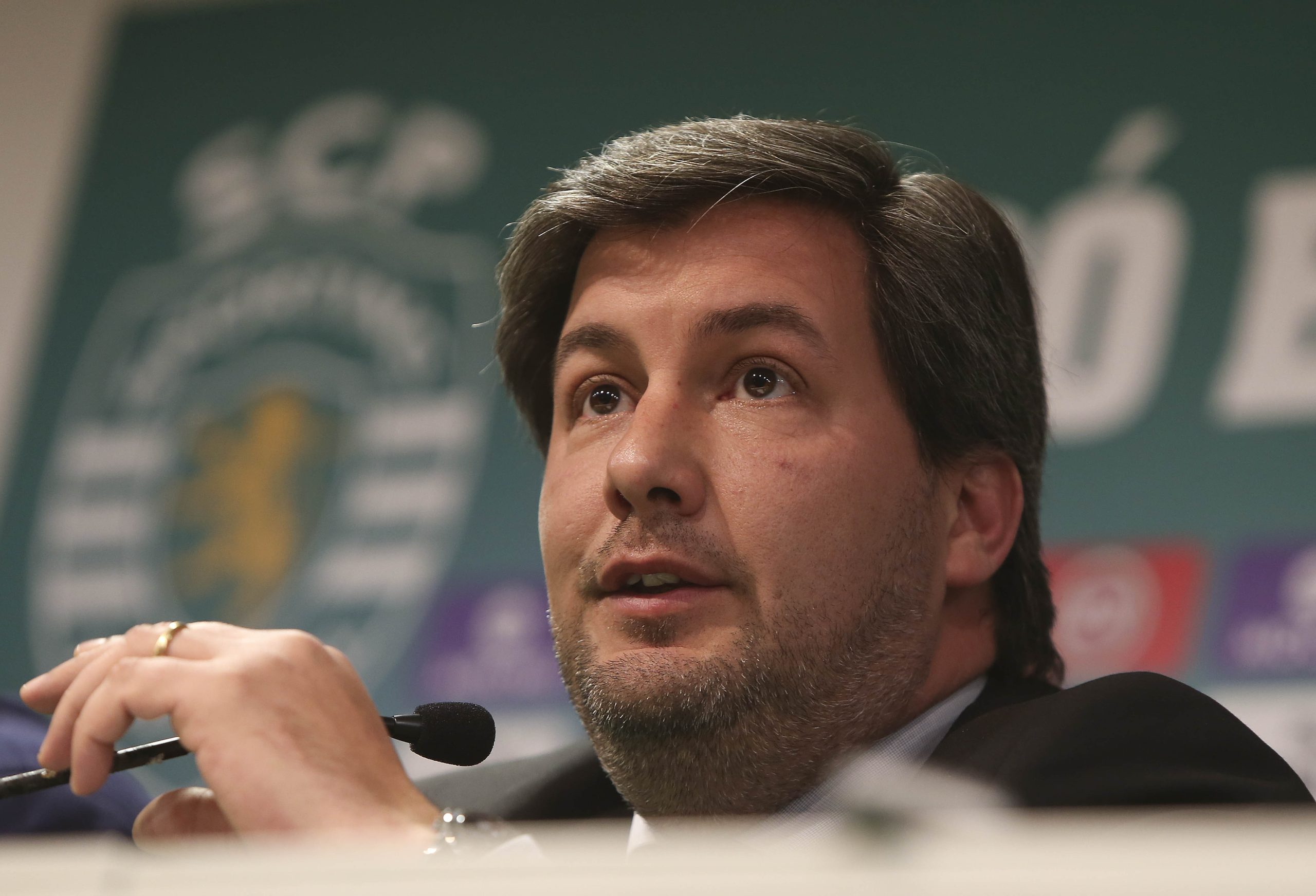 Bruno de Carvalho felicita Fernando Santos por prémio “justo e merecido”